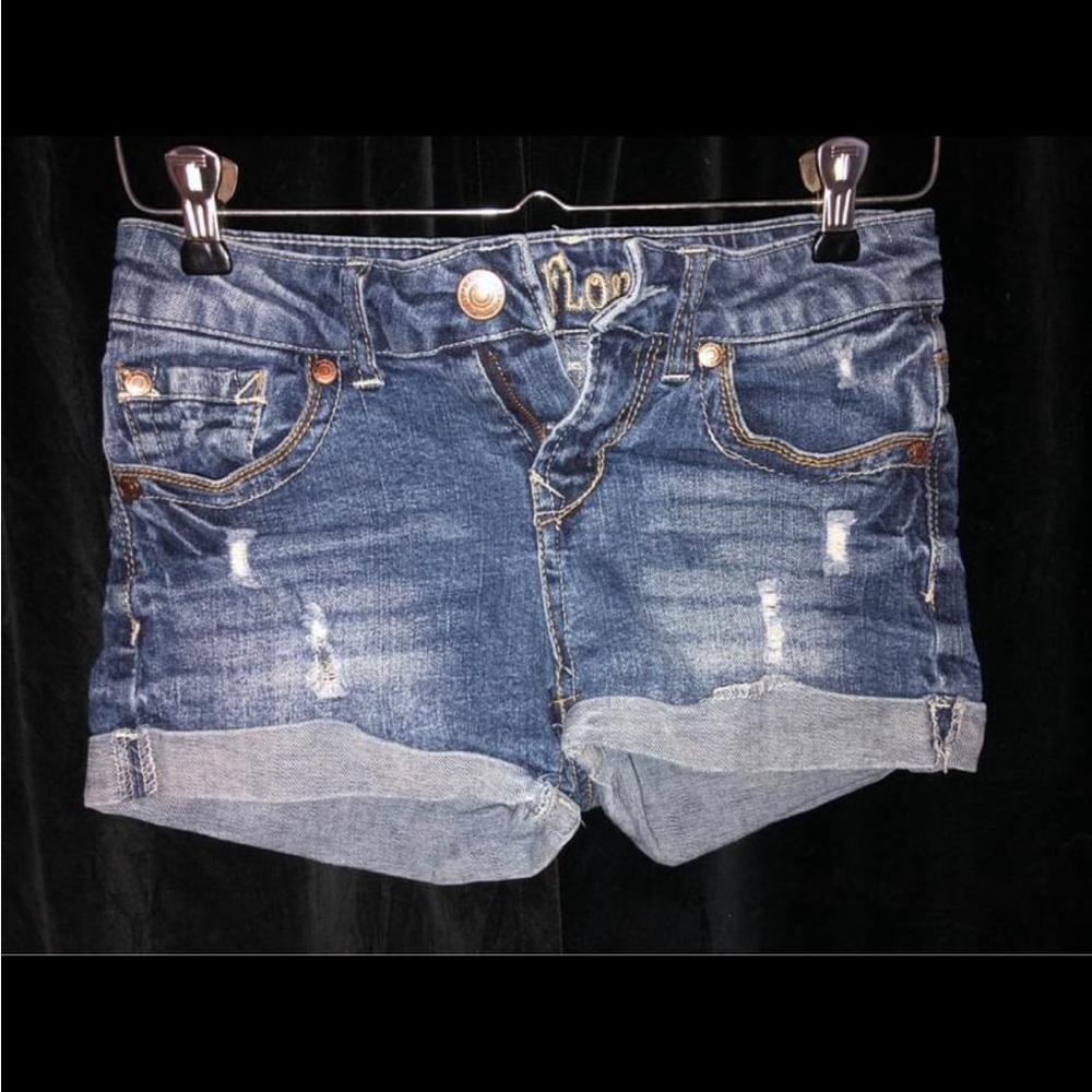 Women’s/Junior’s Wallflower jean shorts SIZE 5